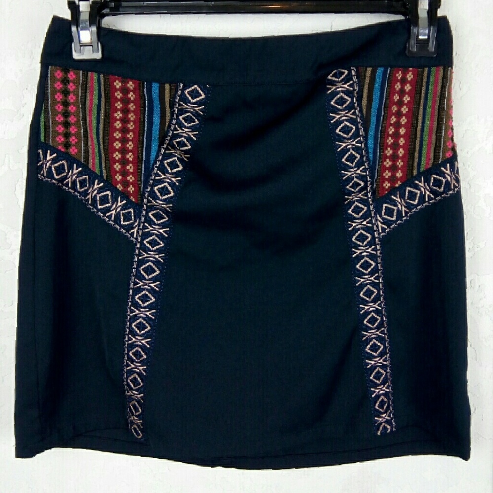 Blue rain navy blue embroidered mini skirt